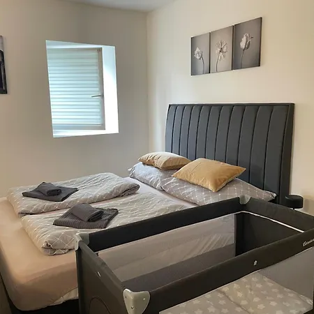 Doma Na Lipne Apartment *