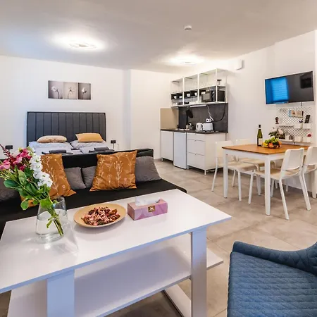 Apartamento Doma Na Lipně *